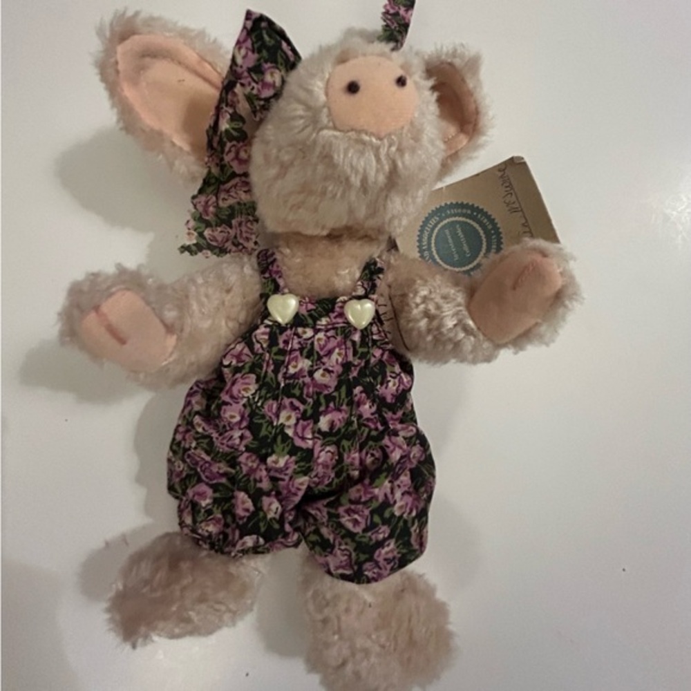 Boyd’s Bear “Kaitlin McSwine” beanbag piggy- 1985/1986